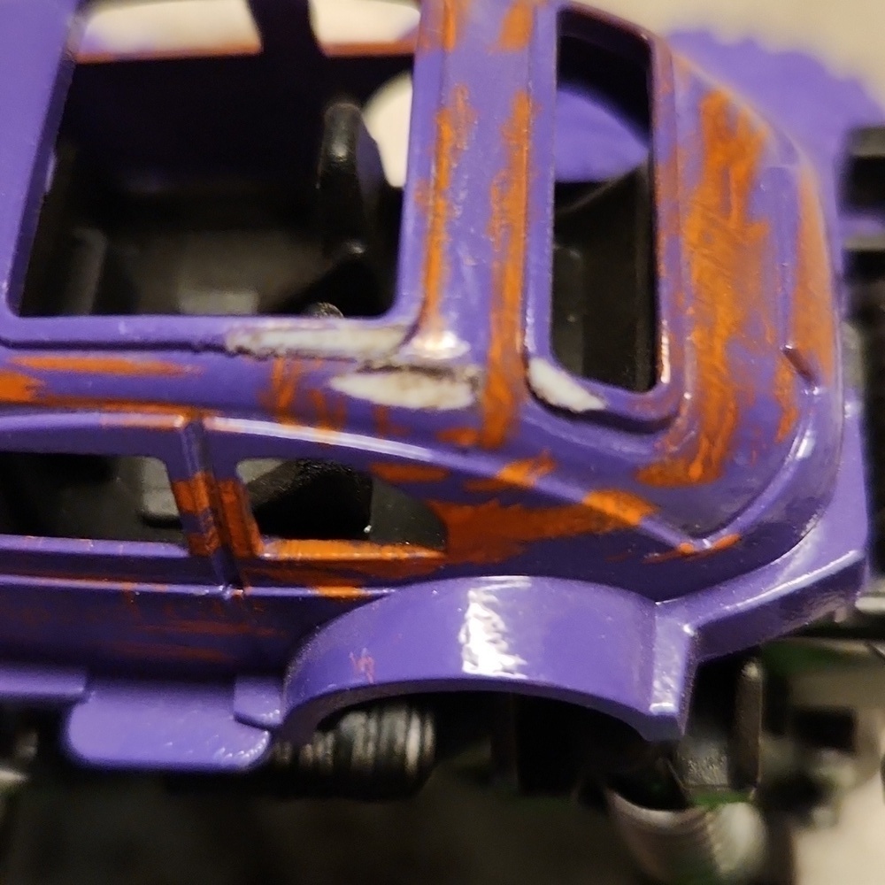 Rev up purple car Rumble - Picture 5 of 7